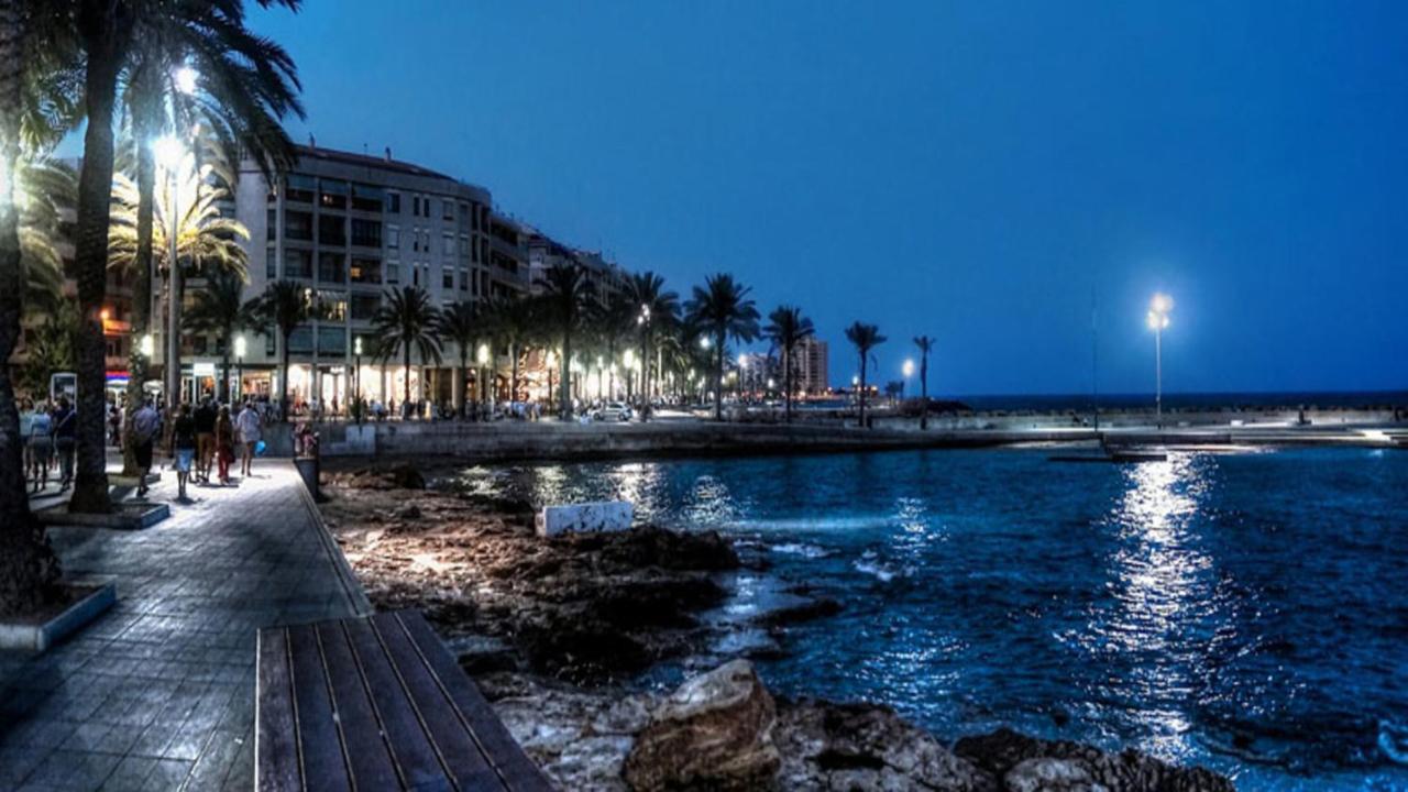 Residencial Albatro II Διαμέρισμα Τορεβιέχα Εξωτερικό φωτογραφία